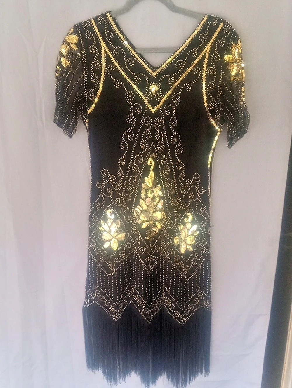 Black & Gold Sequin Fringe Costume Halloween Roaring 20s Dress Size Medium